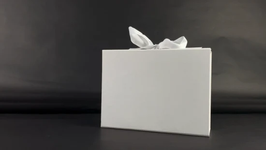 Personnalisé Imprimé Pliable Aimant Carton Bleu Cadeau Boîtes D'emballage En Peluche Jouets Artisanat Magnétique Papier Expédition Boîte D'emballage avec Ruban